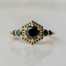 2 CT Diamant Noir Bague Avec Accents en Jaune Or Finition AAA Noël Cadeau