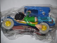 VOITURE GASTON LAGAFFE PUB