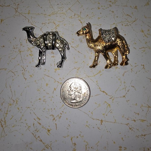 Vintage camel pin pair pins - vintage, 2