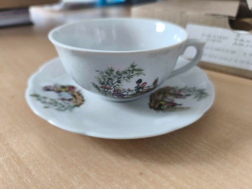 Paire tasse à - 2,