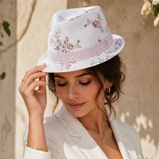 🌸 Chapeau élégant blanc