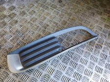 Grille Enjoliveur Contour anti brouillard avant Gauche - OPEL INSIGNIA I (1)