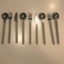 9 couverts vintage Air France designer Raymond Loewy manche gris