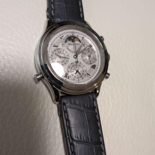 Montre quartz classique - à,