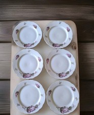 Belle suite de six assiettes plates en faïence Russe joli décor floral et dorure