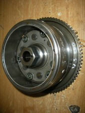 SUZUKI VS 800 INTRUDER - 1994 -  ROTOR D ALLUMAGE + LANCEUR DE DEMARREUR