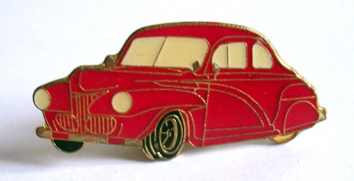 Insigne pin voiture - pin's,