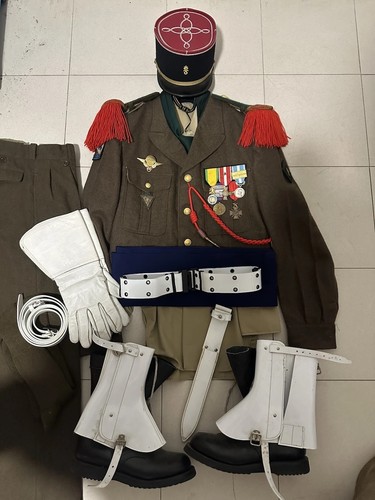 Tenue parade garde - parade, au