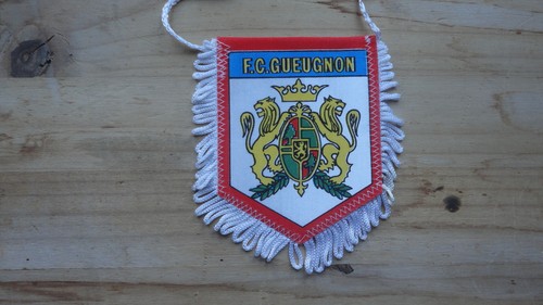 Fanion football gueugnon - football,