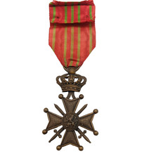 N14/10/25 (REF29908) Médaille militaire croix de guerre 14/18 belgian MEDAL