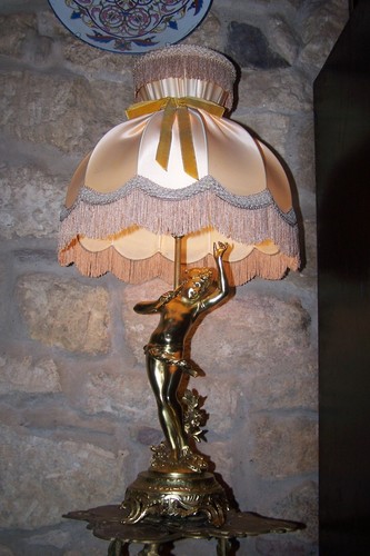 Très belle lampe signée - très,