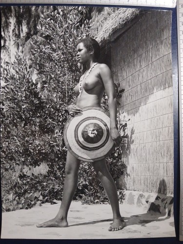 Artistique 1970 femme - artistique,
