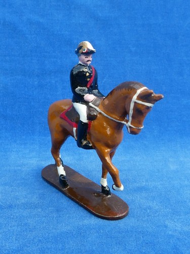 Superbe rare top - superbe, figurine