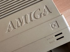 Boîtier De Bureau AMIGA 500