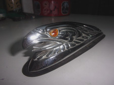 mascotte Auto ou moto avec