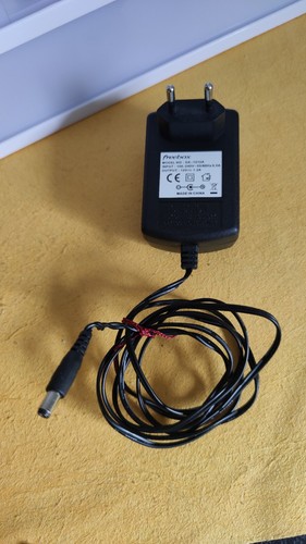 Freebox chargeur secteur - ★,