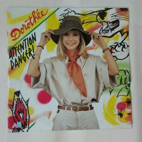 Dorothee attention danger - /,