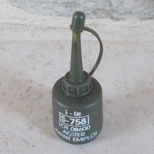 Ancienne burette d'huile