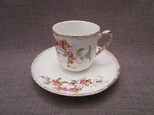 Tasse a café ancienne en