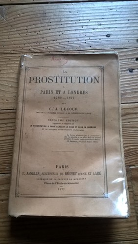 Prostitution paris et - prostitution, à