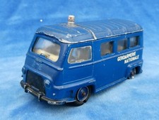 CIJ EUROPARC 1:43 - RENAULT