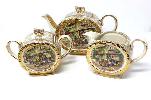 Les pieces porcelaine - les, 3