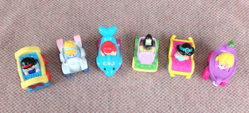Lot little people - of,