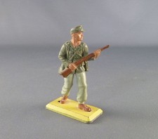 Britains Deetail - WW2 - Allemand - Afrika Corps - Avançant avec fusil