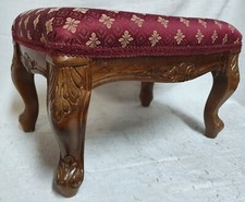 RARE REPOSE-PIEDS STYLE VOLTAIRE EN HÊTRE beau tissu bordeau avec fleurs de lys