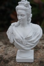 RE0211   BUSTE  REPRODUCTION  STYLE  ALBATRE  MARIE ANTOINETTE  FELIX LECOMTE