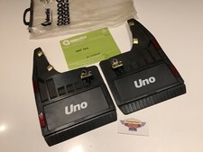 Fiat Uno bavettes roues arrieres