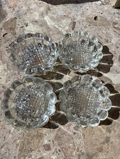 4 grands Réhausseurs, dessous de pied de meubles en verre Moulé