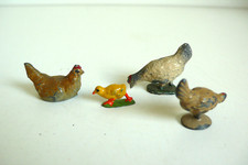 SUJET FERME POULES  MÉTAL PEINT  (BRITAINS-QUIRALU?)  BON ÉTAT ANNÉES 50