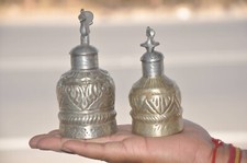 2 PC Vintage Paon Crafted en