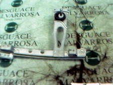 LEVE GLACE ARRIÈRE GAUCHE /