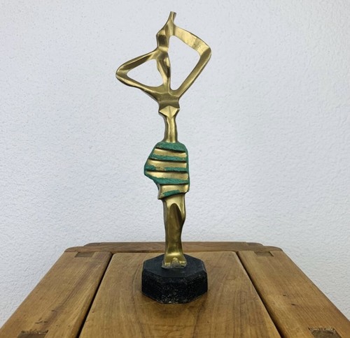 Sculpture bronze femme