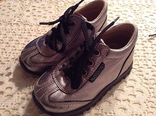 MOSCHINO ENFANT (NATURINO): SUPERBES CHAUSSURES CUIR ENFANT PRESTIGE POINTURE 21