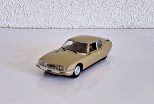 Voiture universal - voiture,