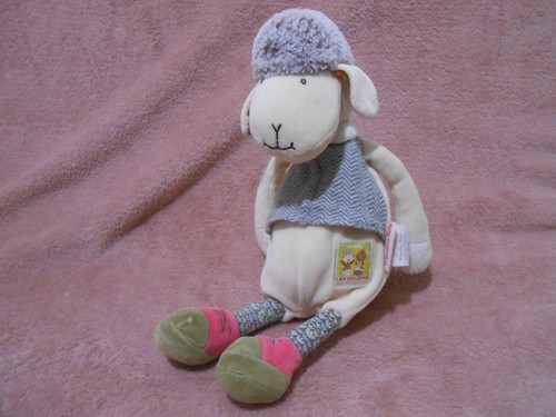 Doudou peluche mouton