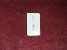 1 Va & Vient et 1 prise 2p à fusible avec habillage en Bakélite Amboise Legrand 