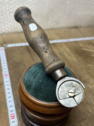 ébourroir couteau à - ébourroir,