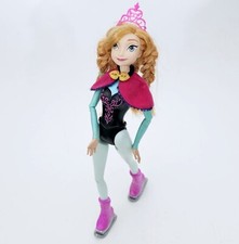 ©2013 Mattel LA REINE DES