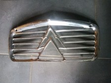 Calandre Chrome d'Époque de