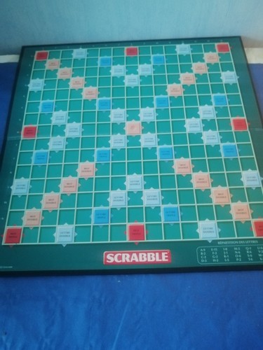 Plateau de scrabble - ,