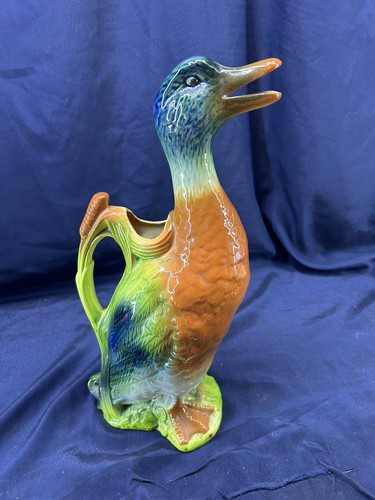 Pichet zoomorphe canard - , en