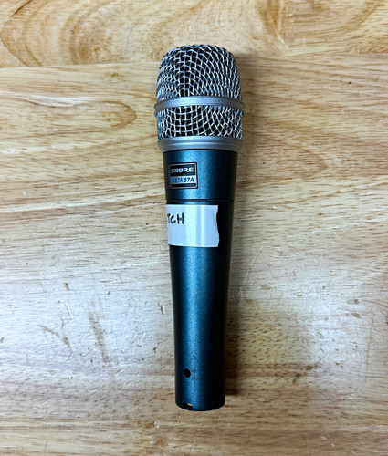 Shure beta 57a - wired, dynamic