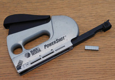 AGRAFEUSE PRO cloueuse black et decker PISTOLET à AGRAFE POWERSHOT A5753 6-14mm