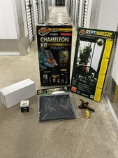 Zoo Med Deluxe ReptiBreeze
