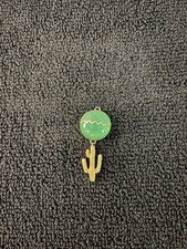 Pendentif métal doré modèle Cactus Hilton Mc Connico en cristal Daum France