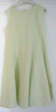 robe fille 10 ans  BONPOINT 3 trous vichy vert cru doublée bas à godets  lacée